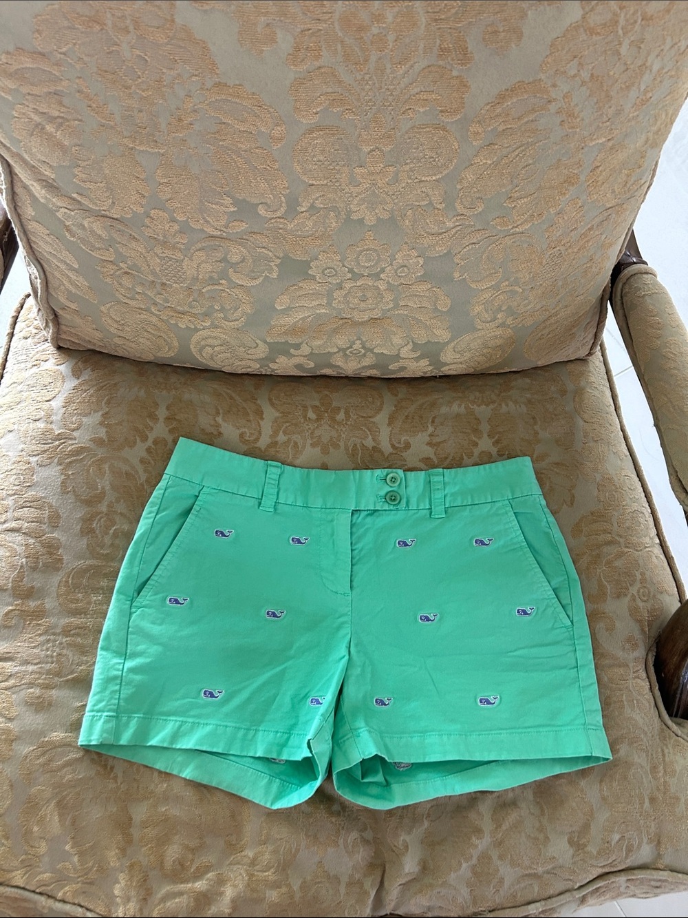 Vineyard Vines Cotton Embroidered Whale Women’s Shorts - Green